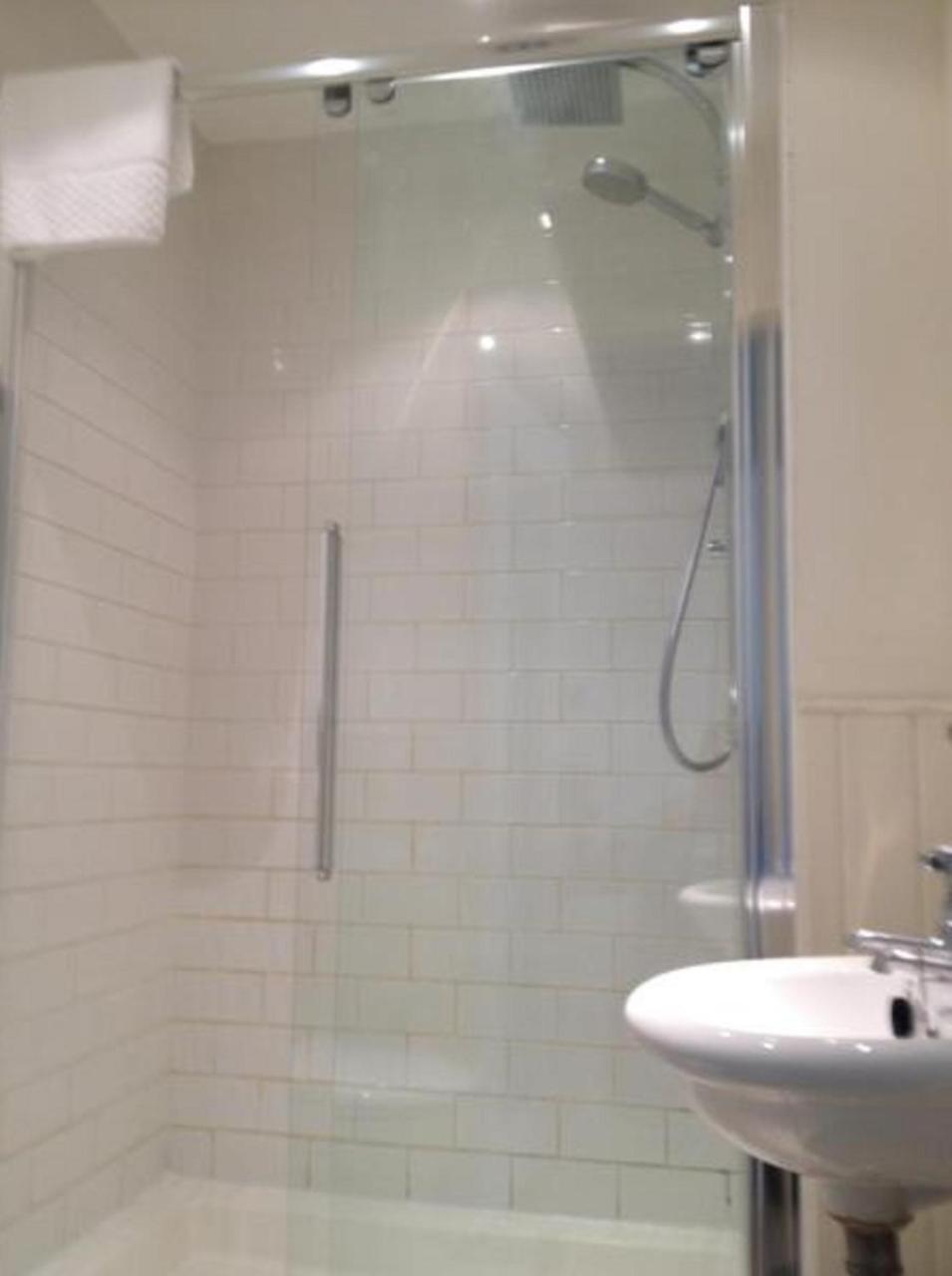 Tunbridge Wells Retreat Hotel Phòng bức ảnh
